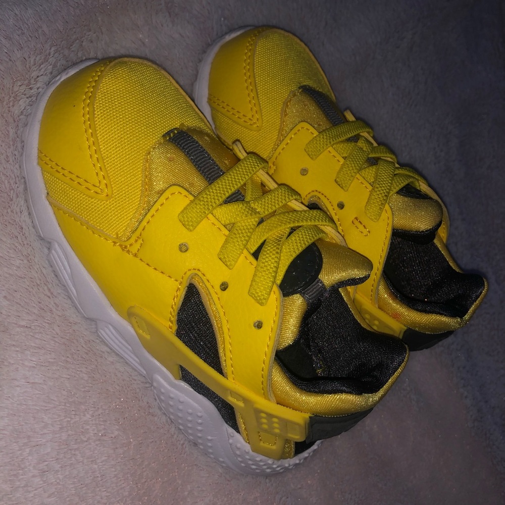 baby nike shoes